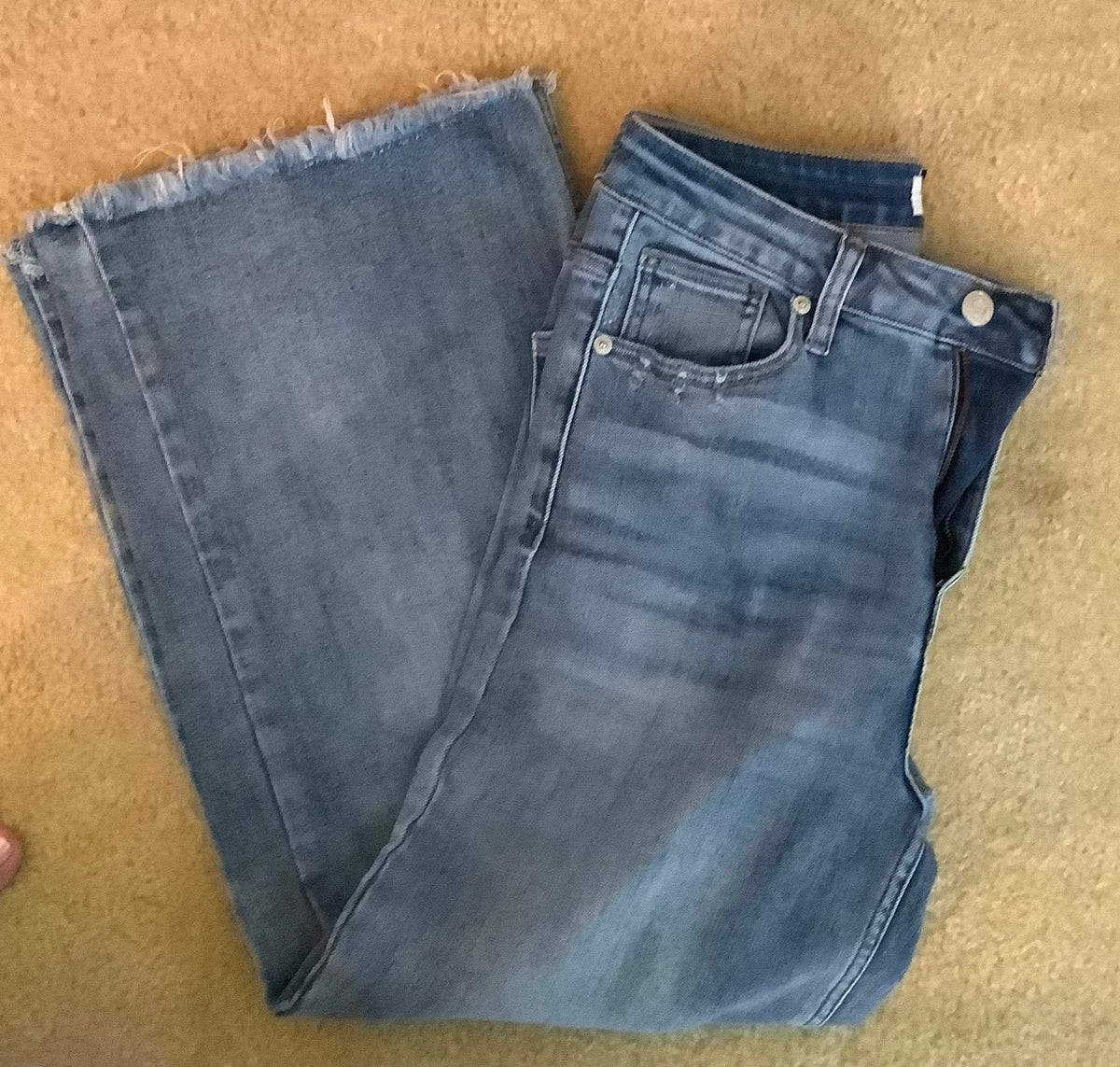 #130 Risen Wide Leg Jeans Sz 9