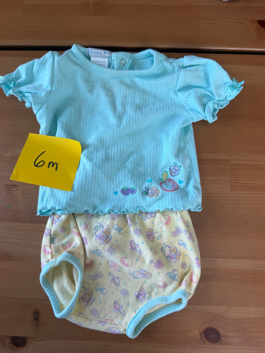 Seller #94 Baby Girl 6M Boutique Blue and Yellow Blueberry Outfit