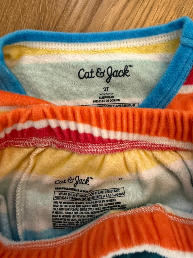 #6 - Cat & Jack Girls Rainbow Fleece Pajamas - 2T