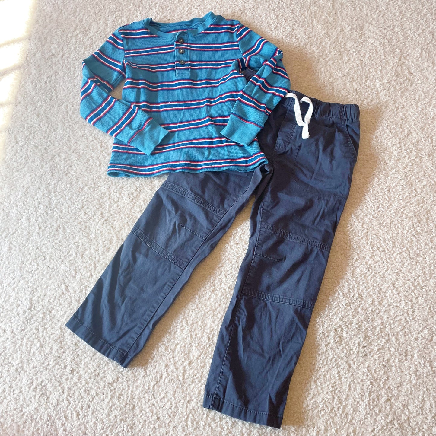 Boys Size 6 Cat & Jack / Carter's Thermal Shirt and Gray Pants Outfit