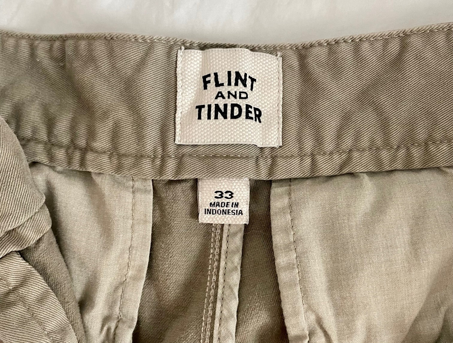 Flint and Tinder Shorts Men's 33 NWOT
