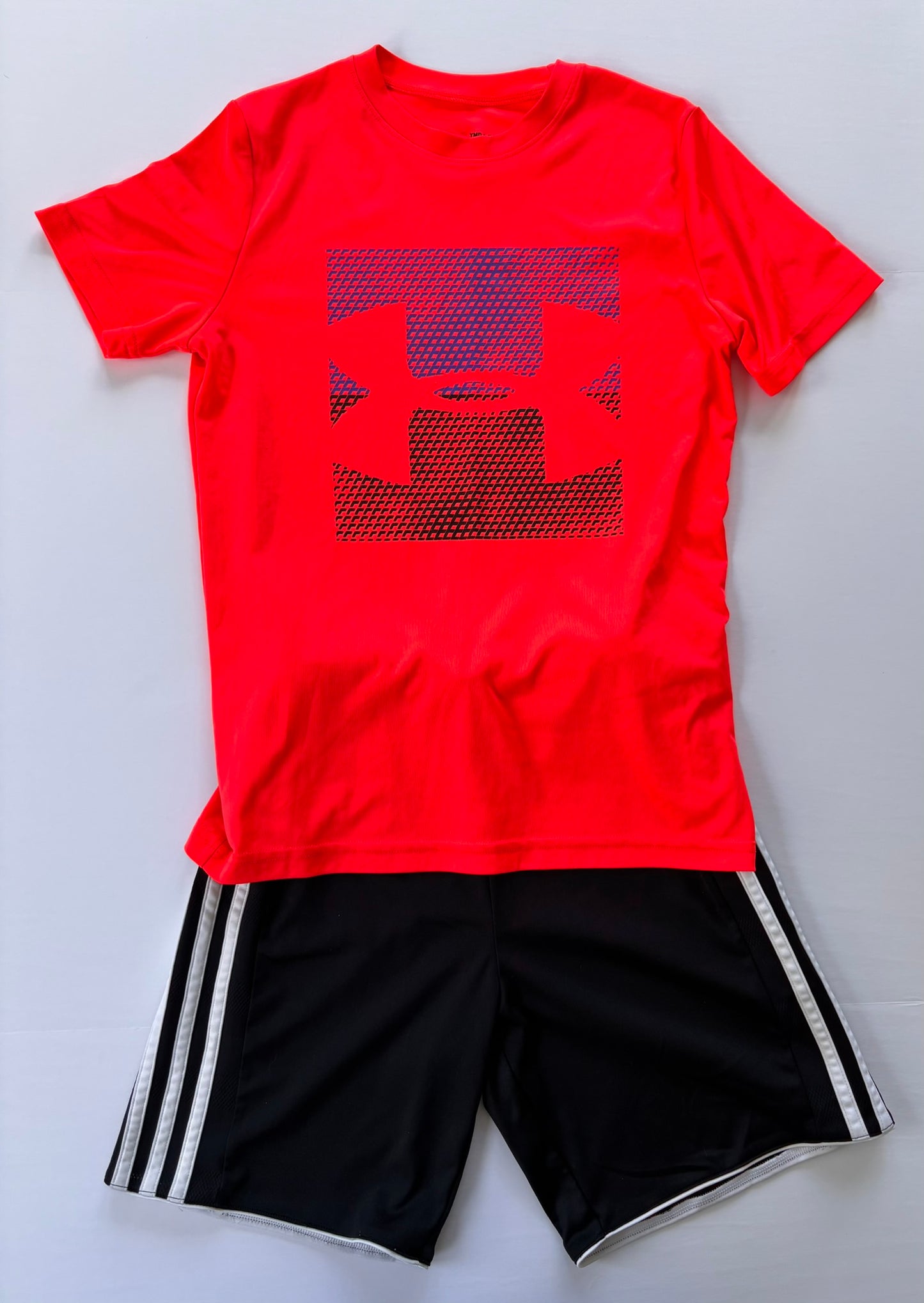 #84 Under Armour Heatgear Logo Shirt Adidas Athletic Shorts Black Boys Size M