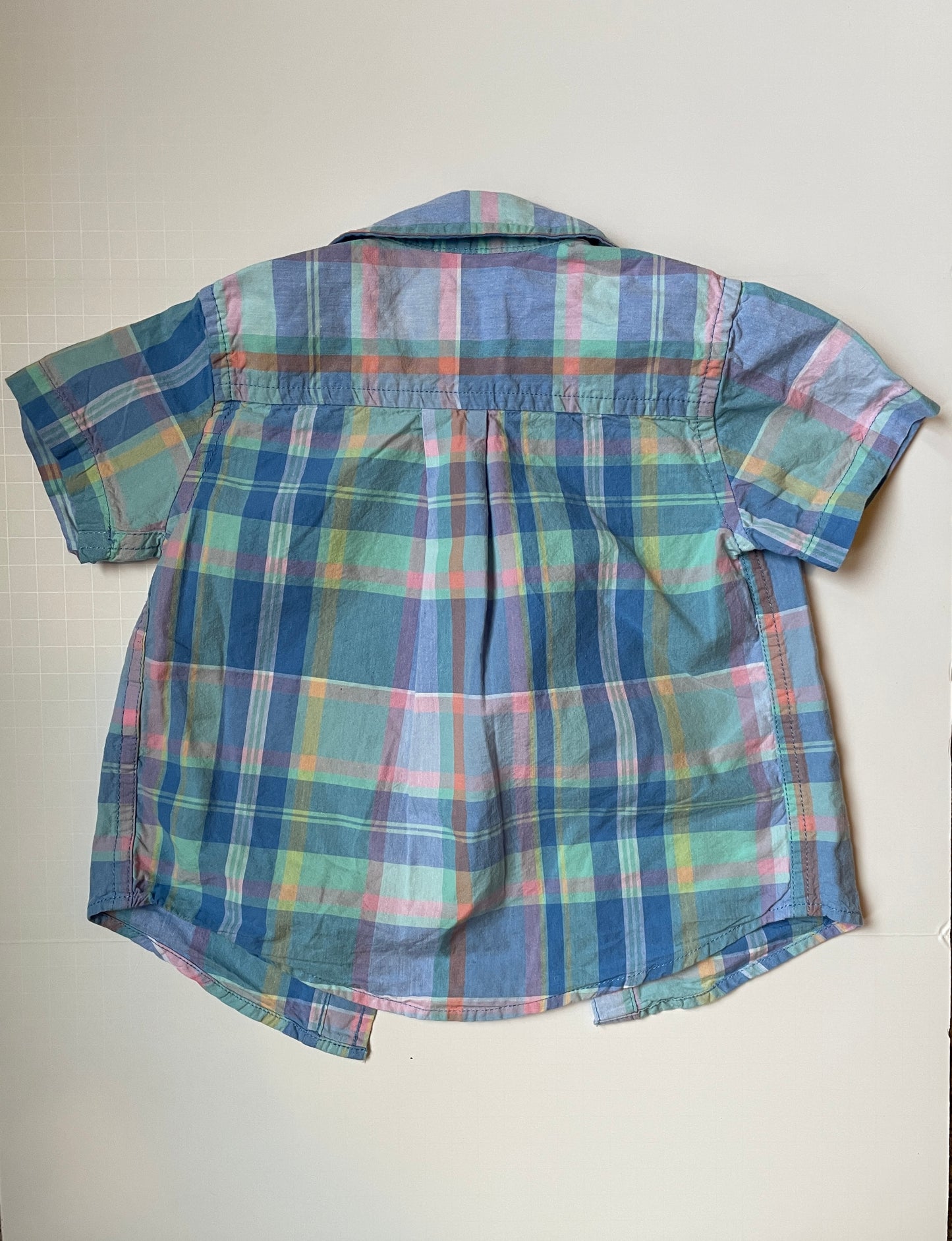 Seller #126 Children's Place Boys 12-18 Month Poplin Plaid Button Down
