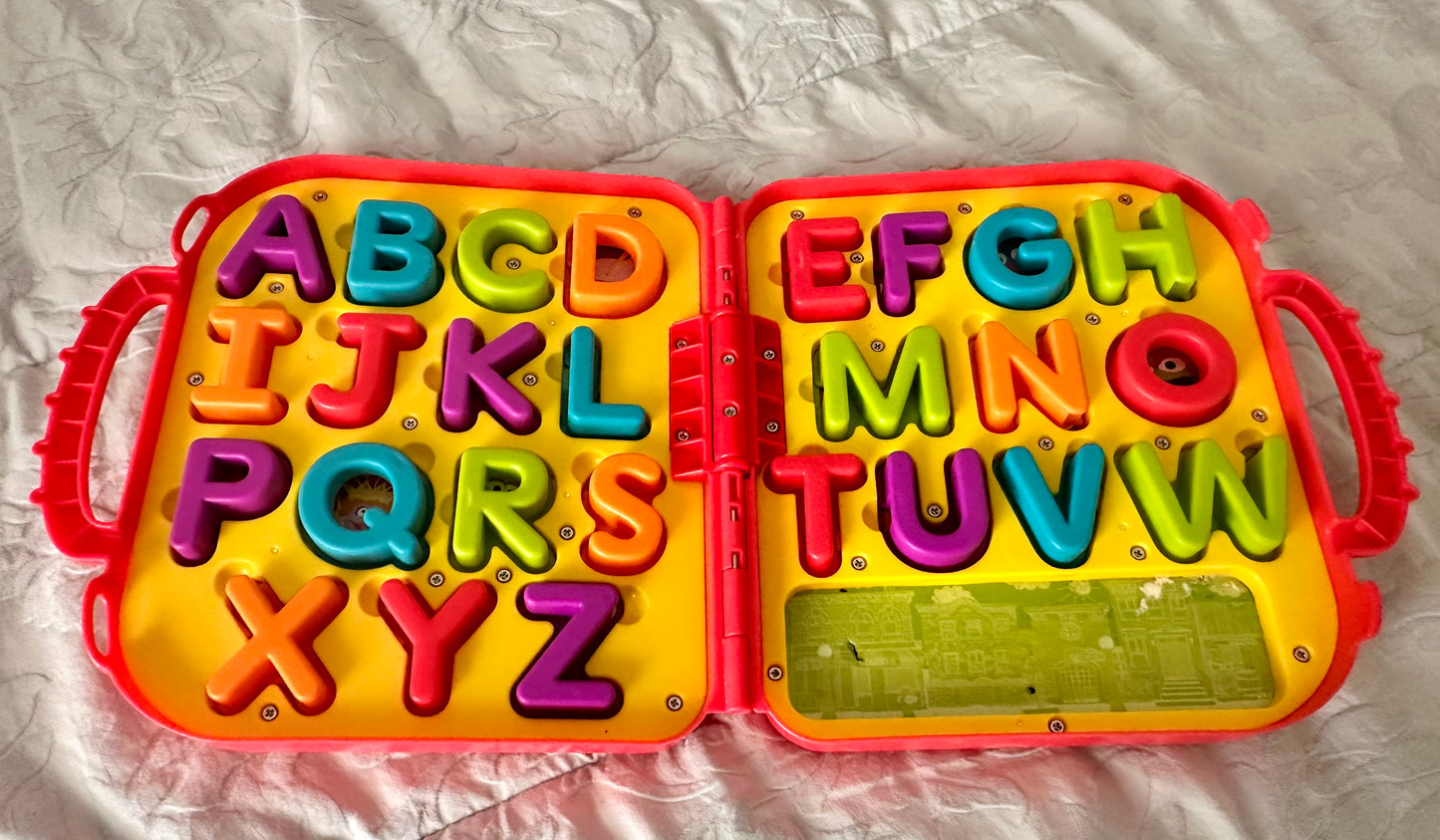 Seller #114 - Elmo Alphabet Suitcase
