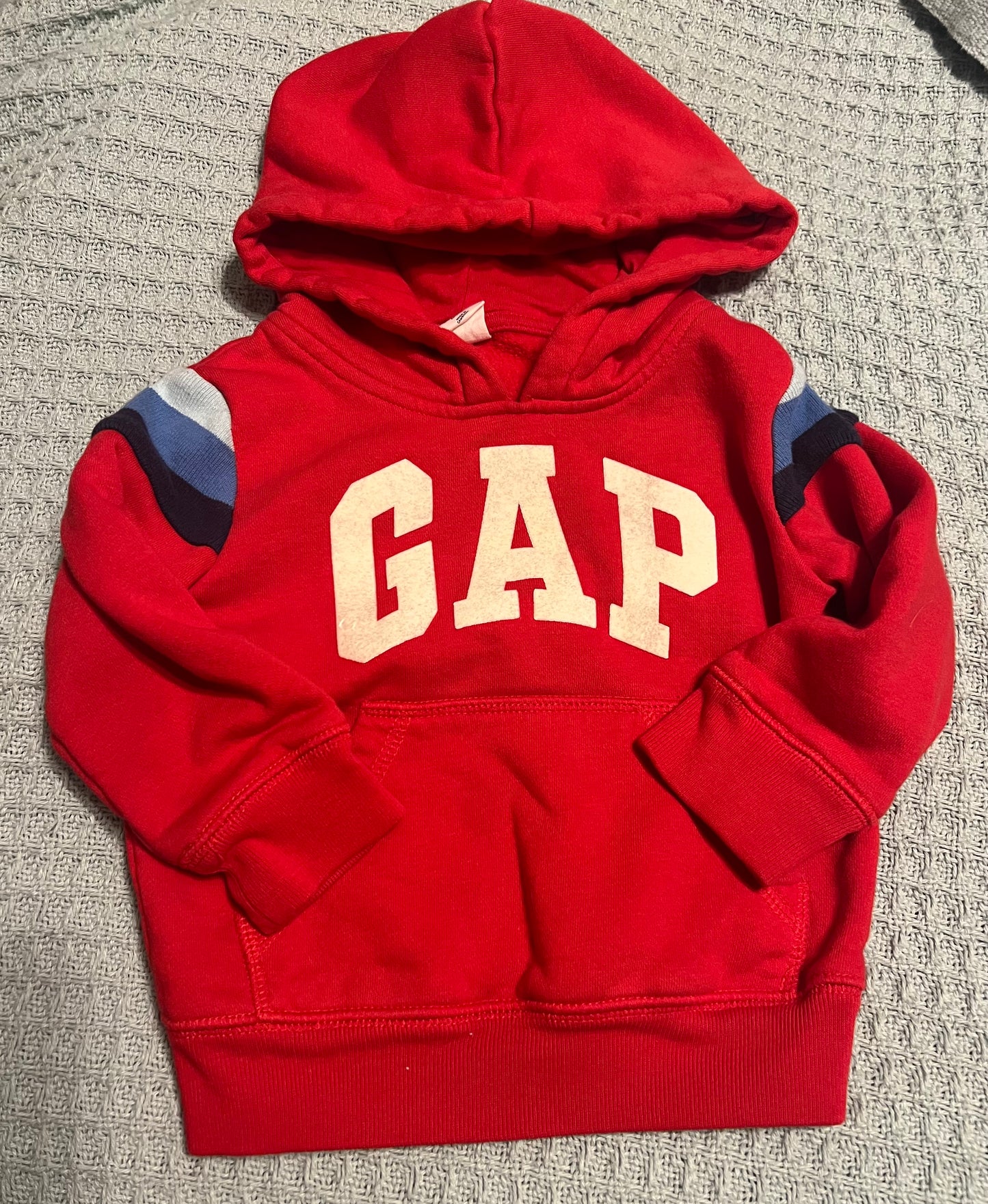 #46 REDUCED Gap Hooded Toddler Boy Sweatshirt 18-24 months