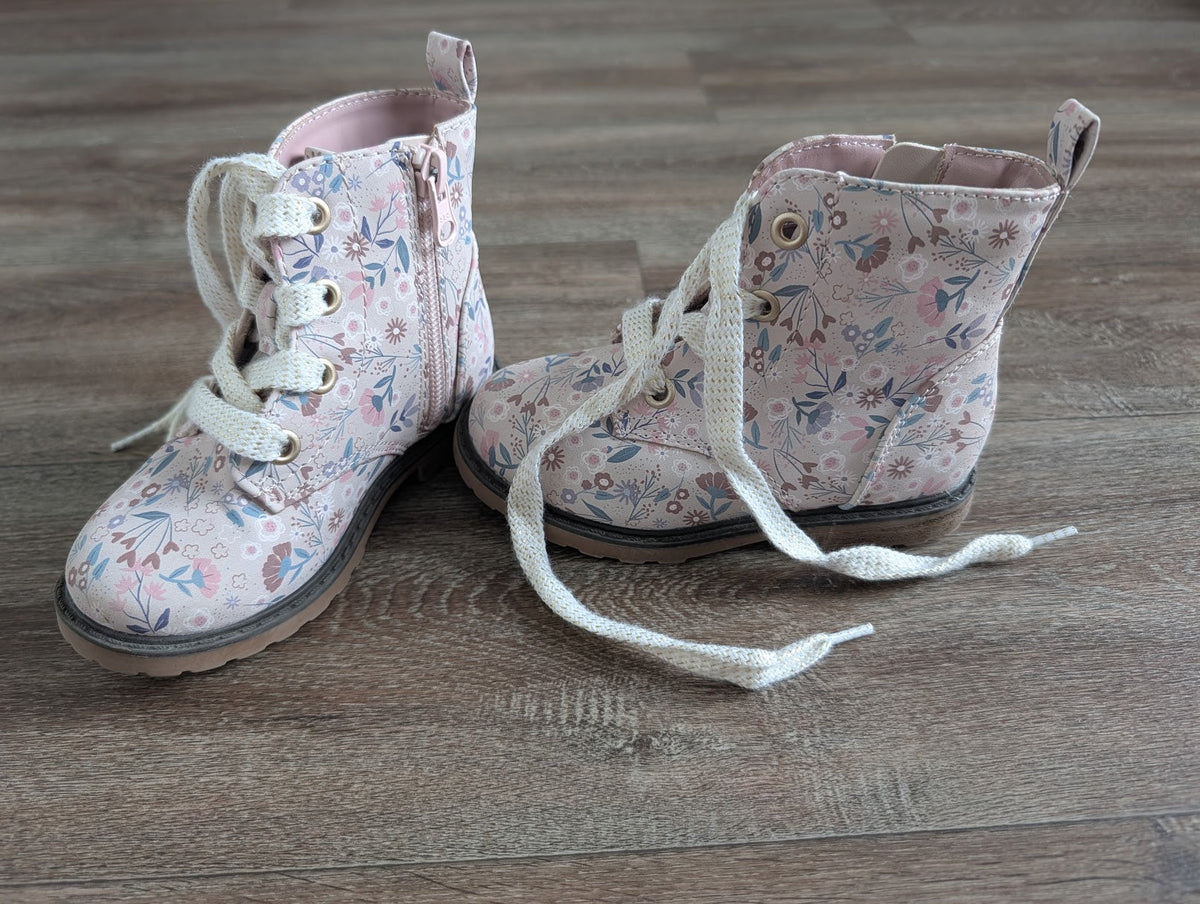 #8 Girls Floral Boots Size 8