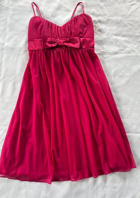 #29 Junior Size M Holiday dress EUC