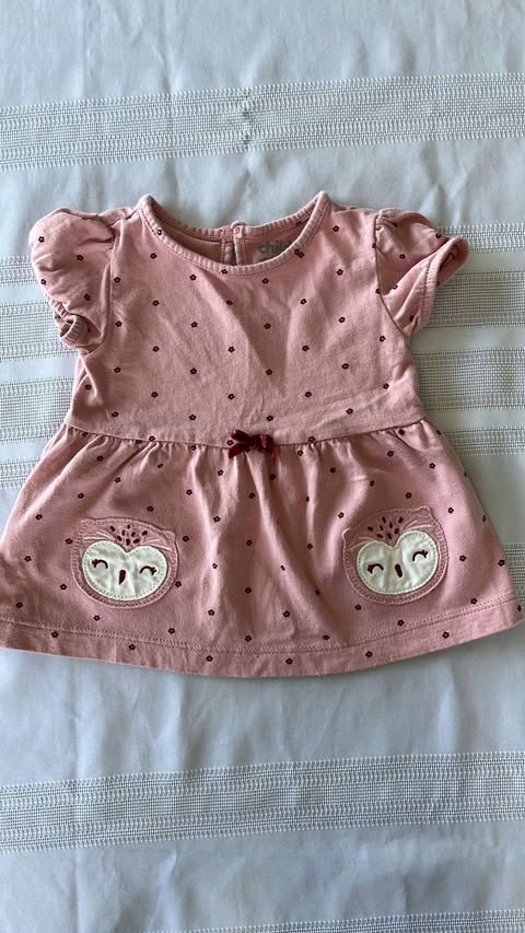 #29 Girls 3-6 mo cat shirt EUC