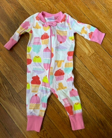 Seller 183 - Hanna Andersson Cupcake PJs - 0-6 Months - VGUC