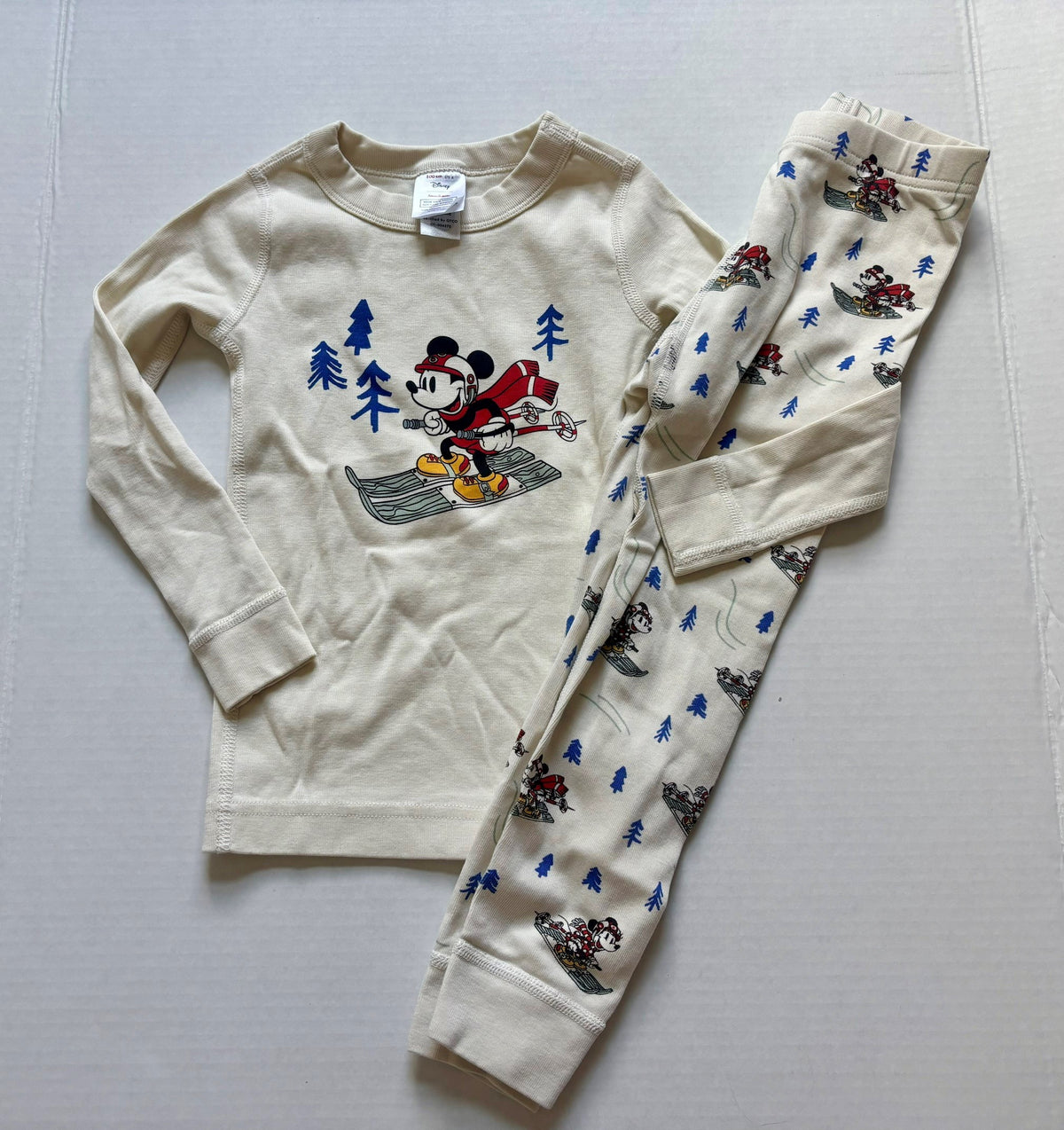#154 Hanna Andersson Mickey Pajamas Boys or Girls 4T EUC