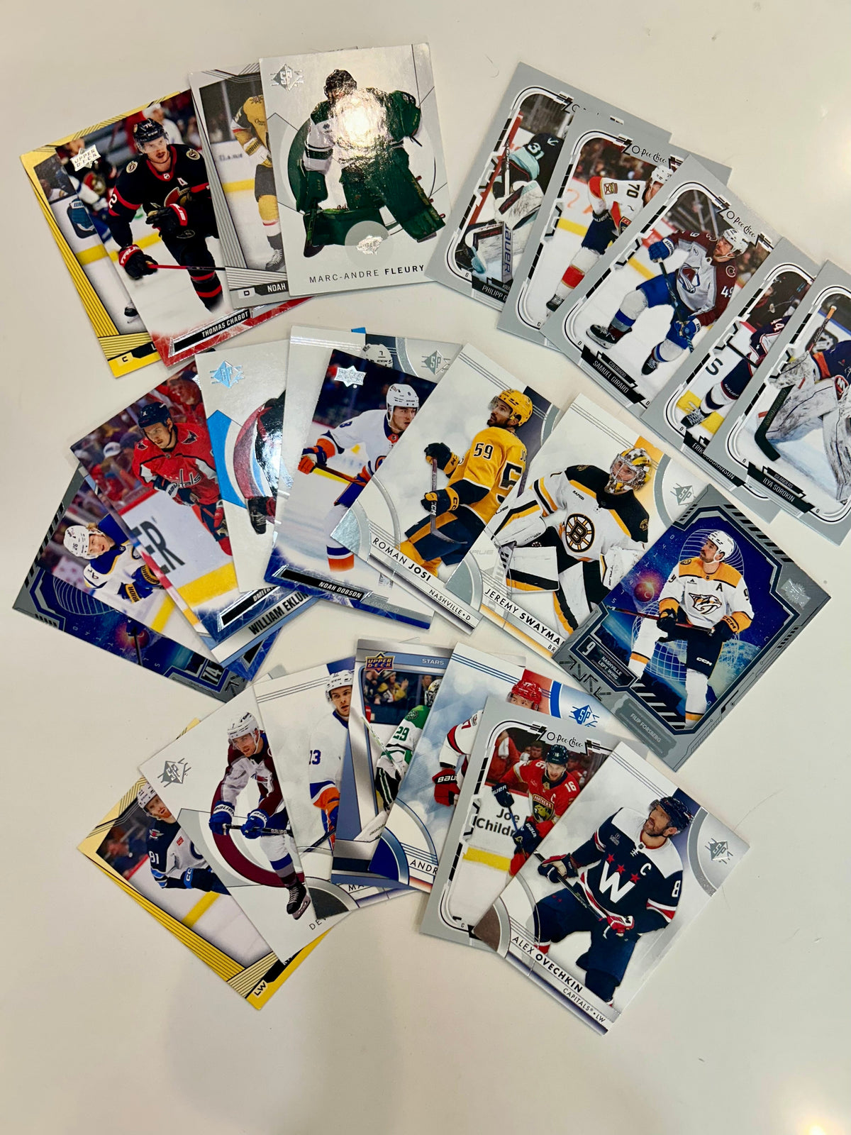#32 25 Hockey Cards