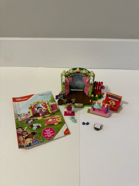 American Girl Mega Construx Wellie Wishers Garden Theatre Set Pick Up Ft Mitchell KY 41011