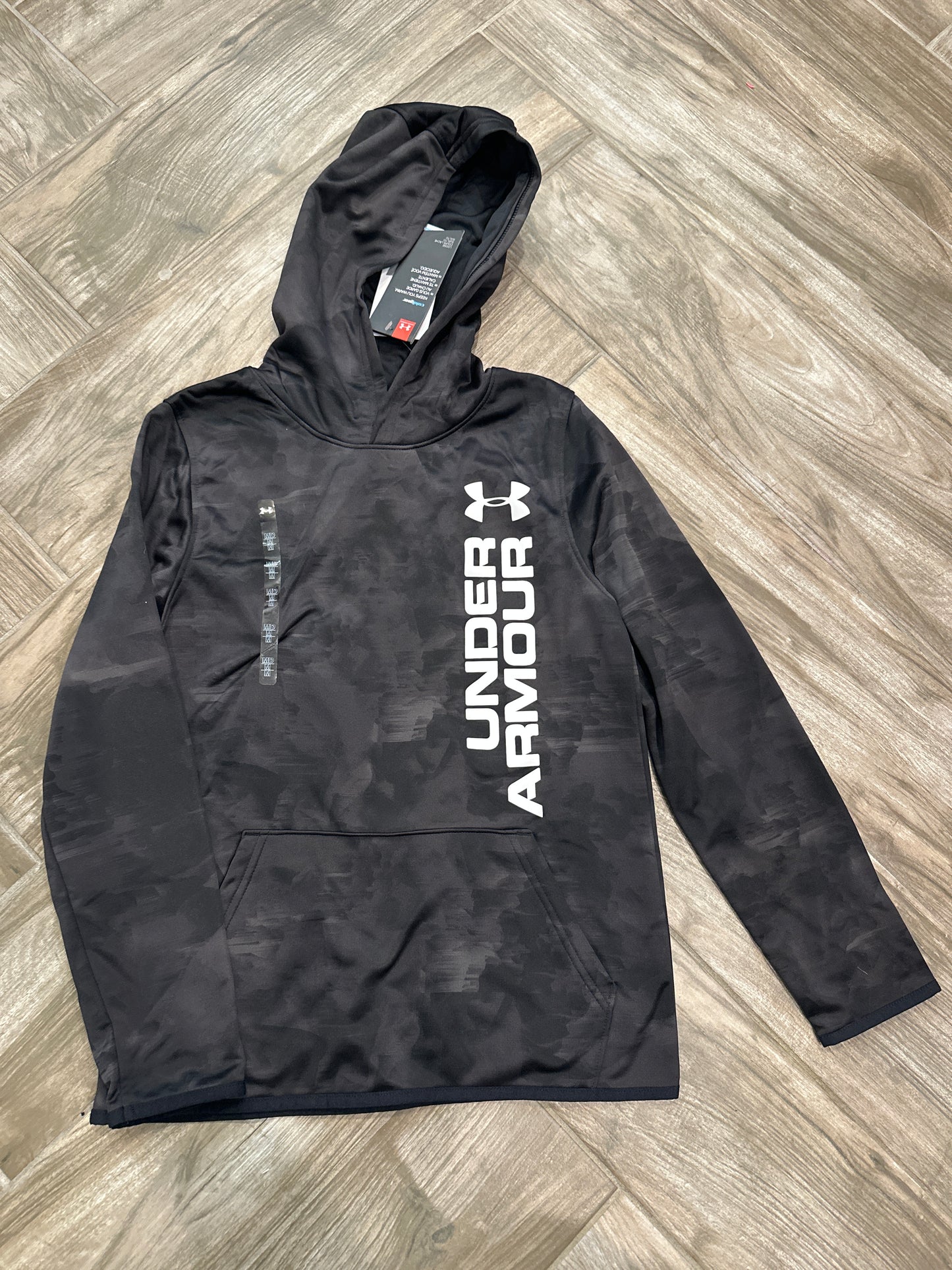 #218 NWT UA Hoodie szYm