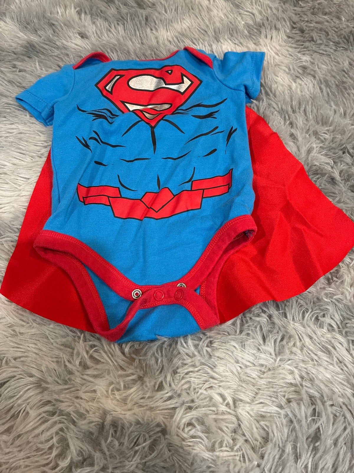 SCO46-Superman onesie-3-6 months