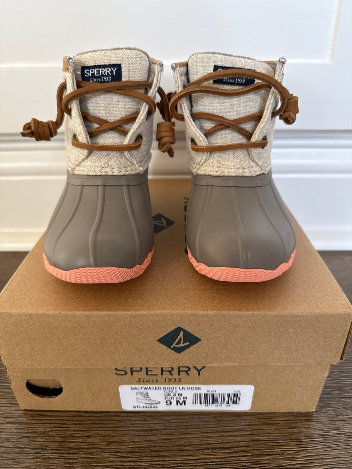 #173 Girls 9c NEW Sperry Saltwater Boot