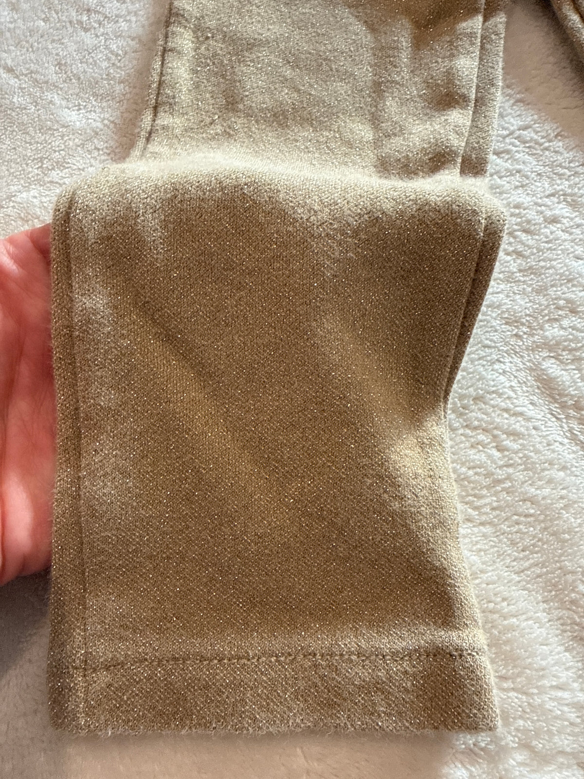 #81 Girls 5 carters gold legging pants