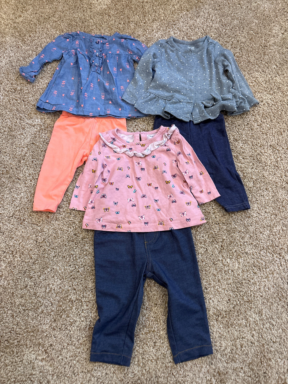 #47, girls 6mo Carter’s bundle