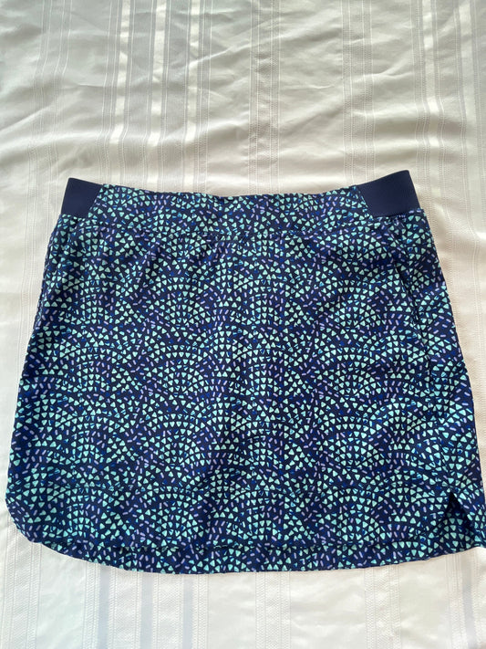#57  Women’s Large Cypress Club skort EUC REDUCED