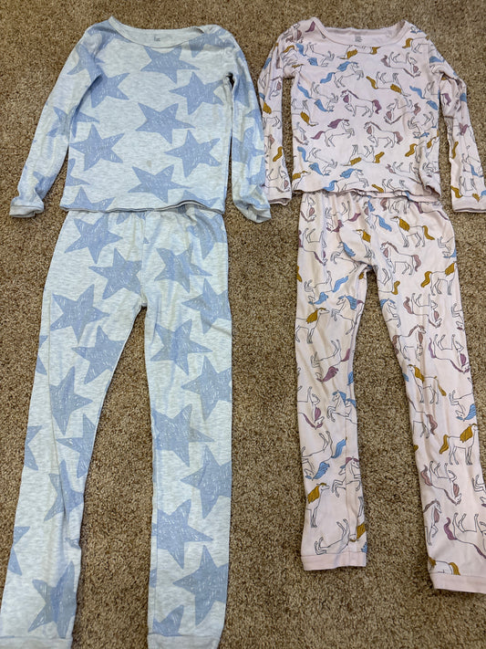 #47, girls size 7, Carter’s pink unicorn and grey star pajamas