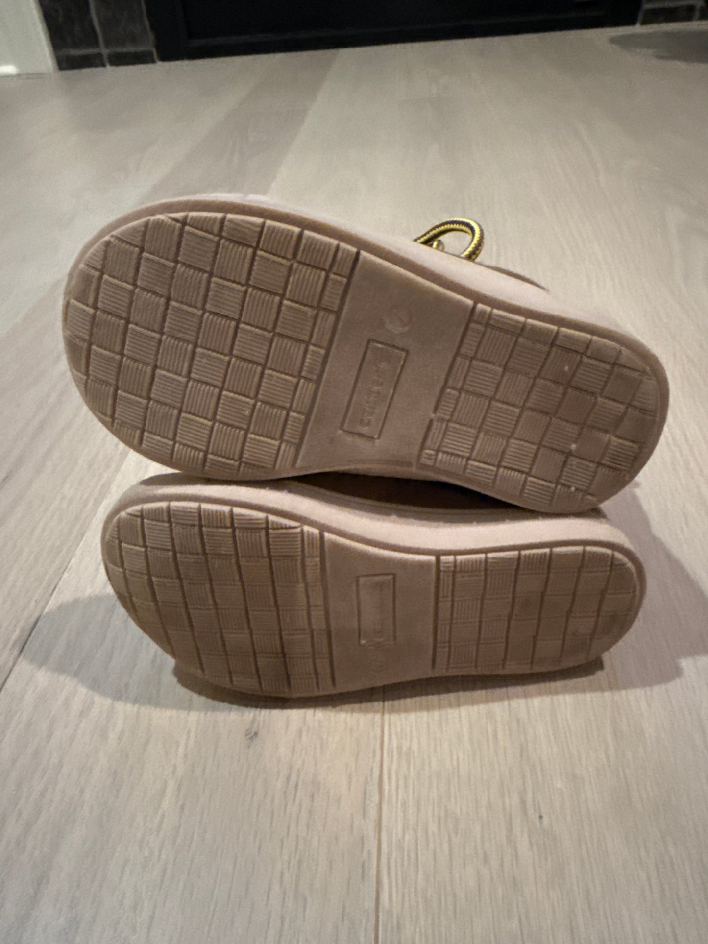 Seller #216 Boys Carters sz 7 brown boots NWOT