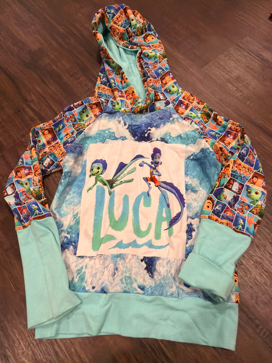 #107 like new Disney Luca size 6-9 grow with me hooded sweatshirt