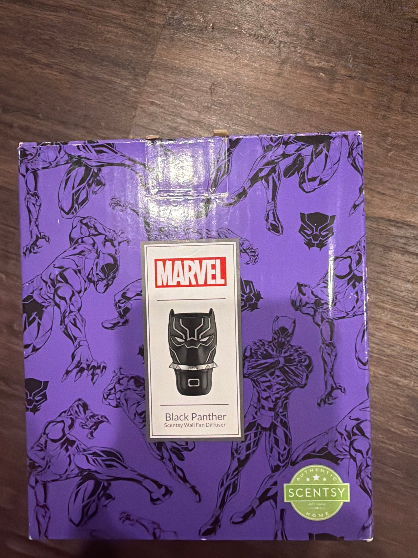 #107 Black Panter Scentsy warmer wall diffuser- new