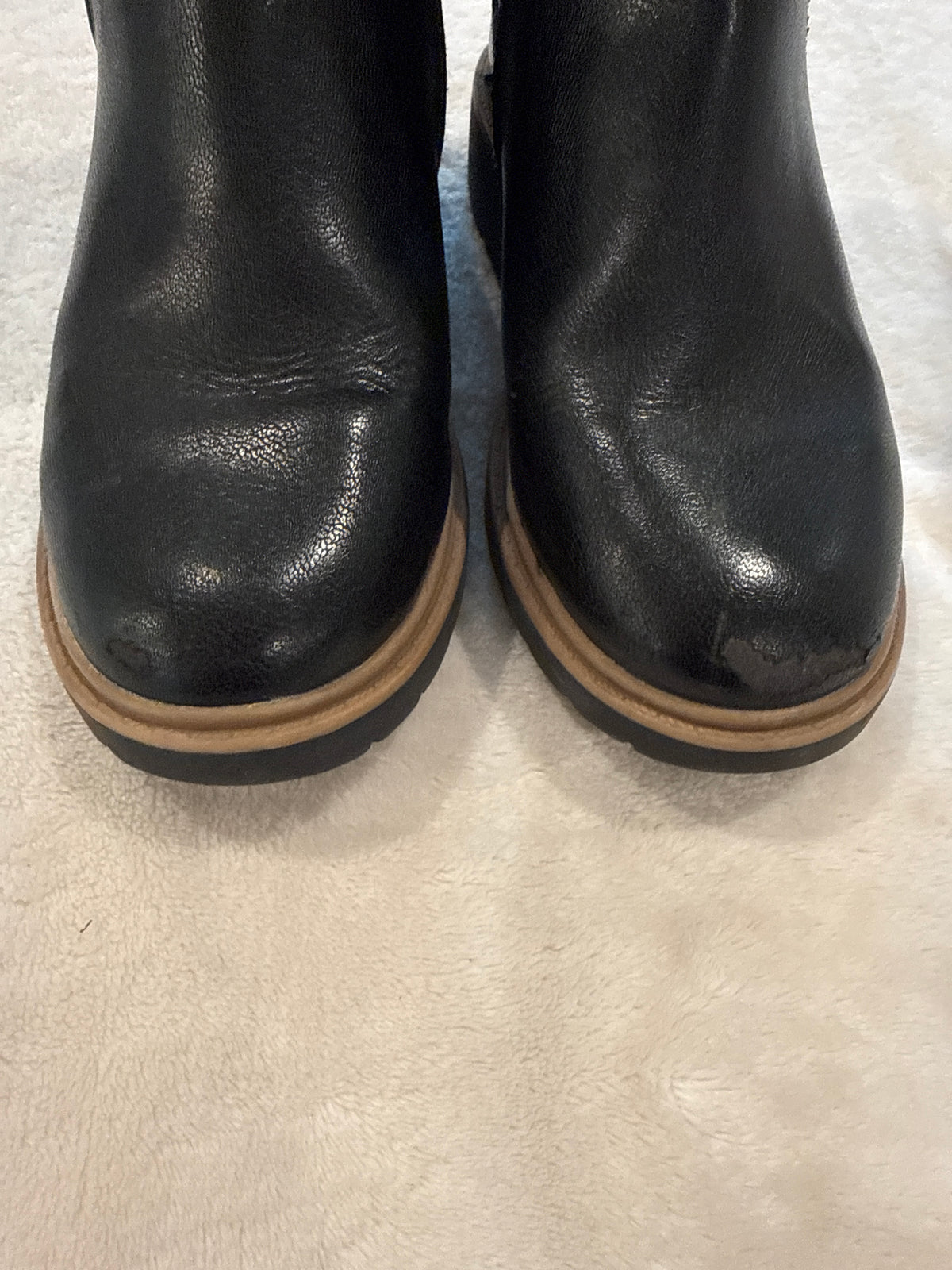 #81 Girls Shoe 13 Art Class black boots