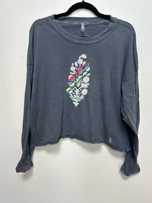 #130 Free People Movement Sz Small Logo Long Sleeve