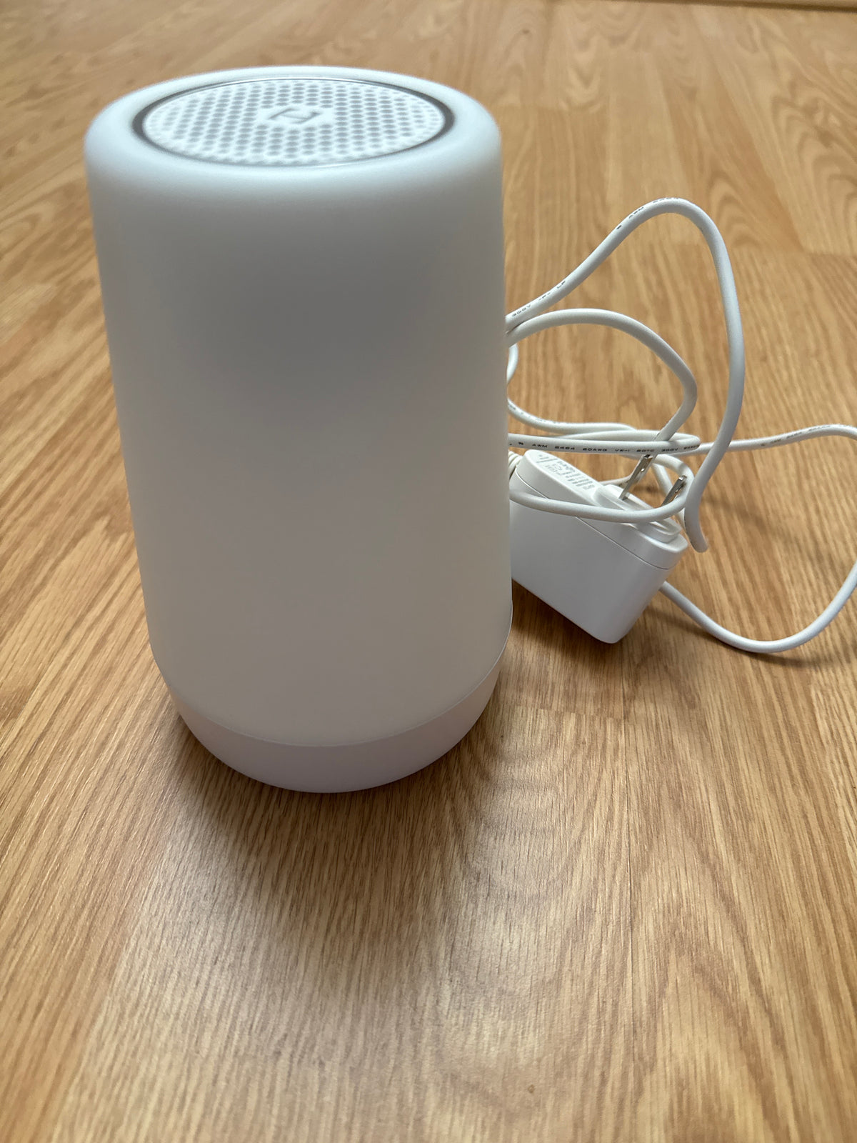 #87 Hatch rest plus (shows the time) white noise machine