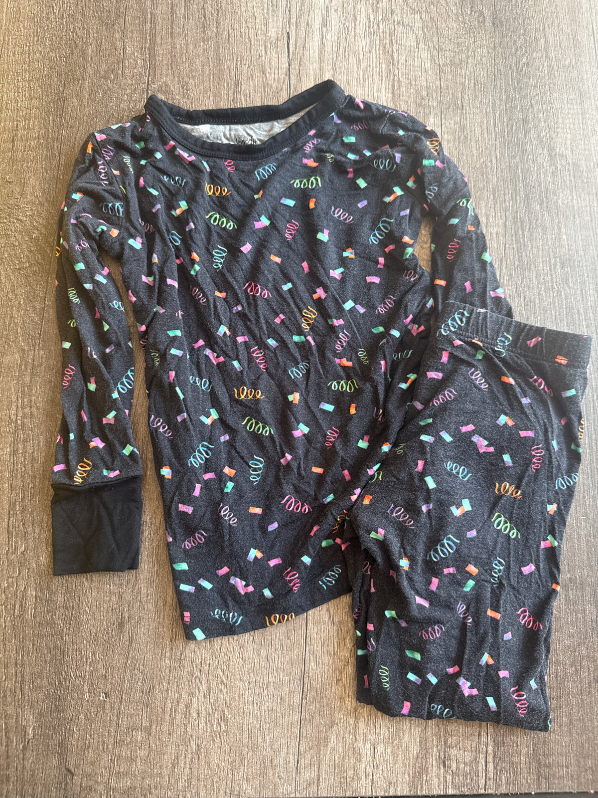 #145- 3T Birdie Bean Confetti pajamas