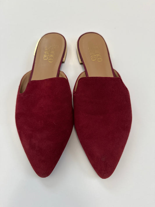 #96 Women’s Gold Heel Mules Size 7