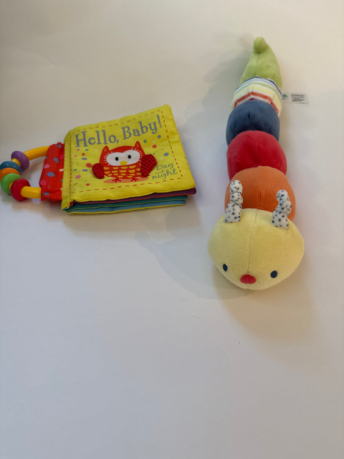 #170 Kane Miller Hello Baby book and sensory caterpillar