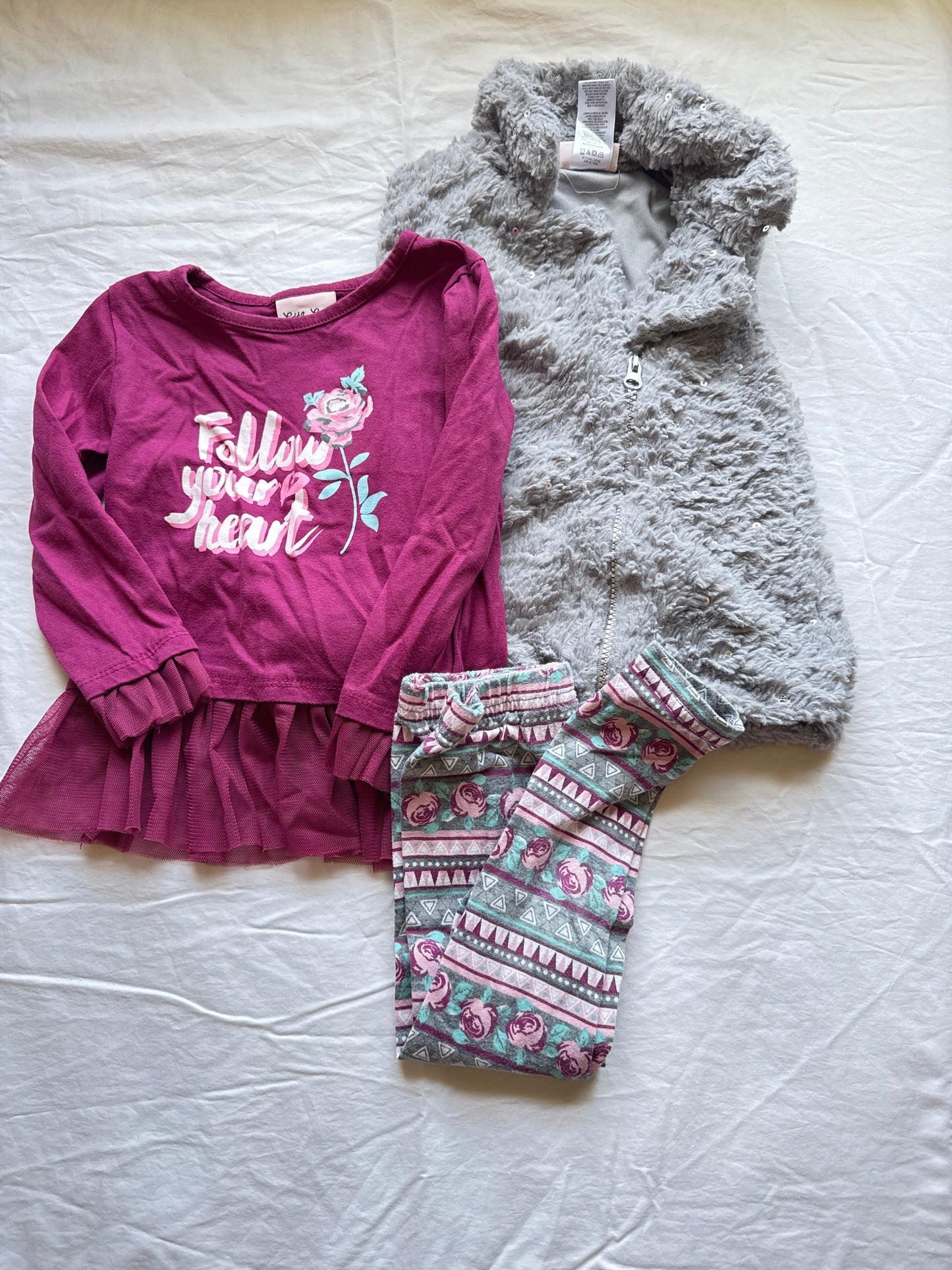 REDUCED Seller 161, size 4 EUC Little Lass outfit