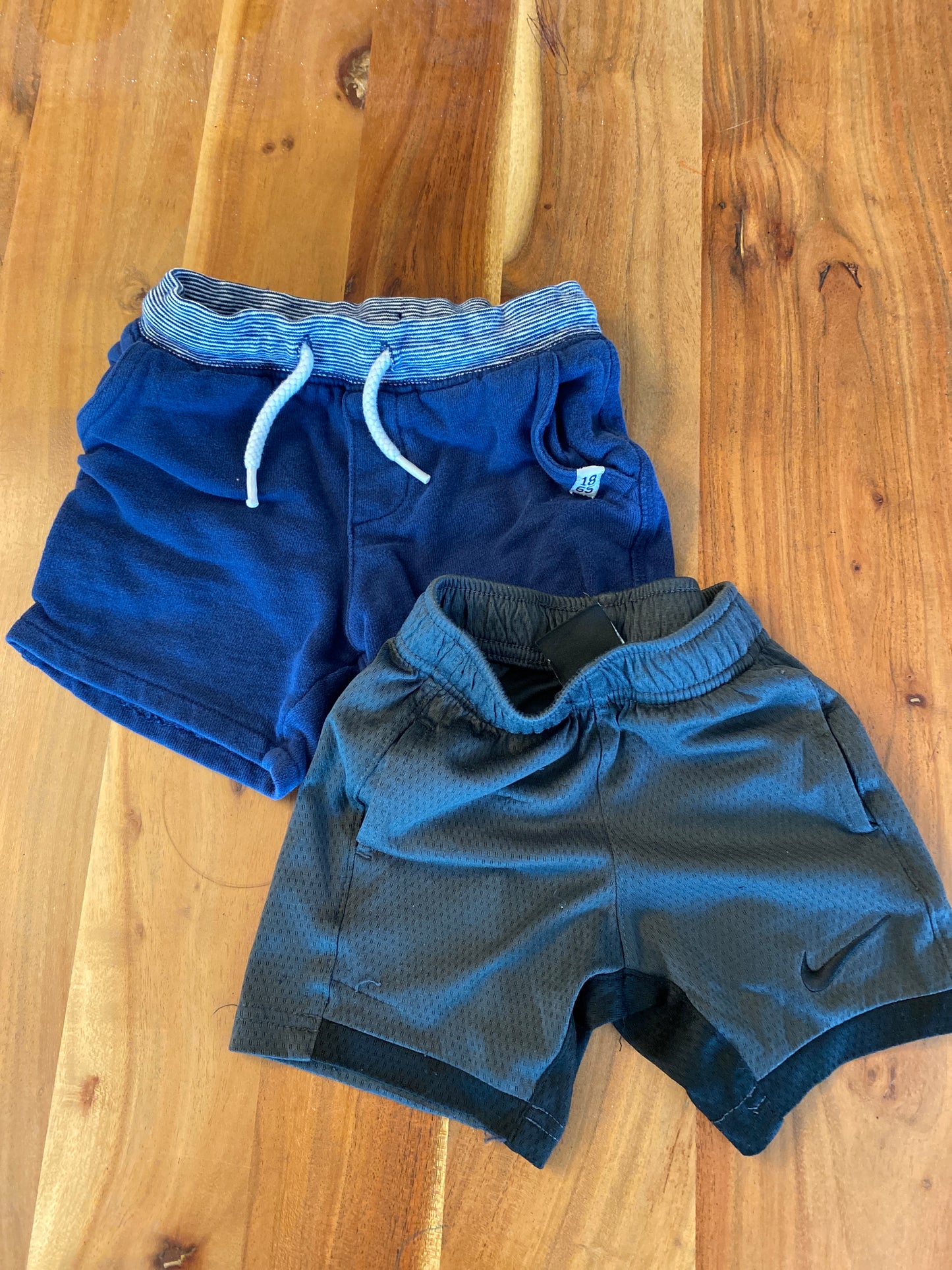 #14-boys shorts (2T)