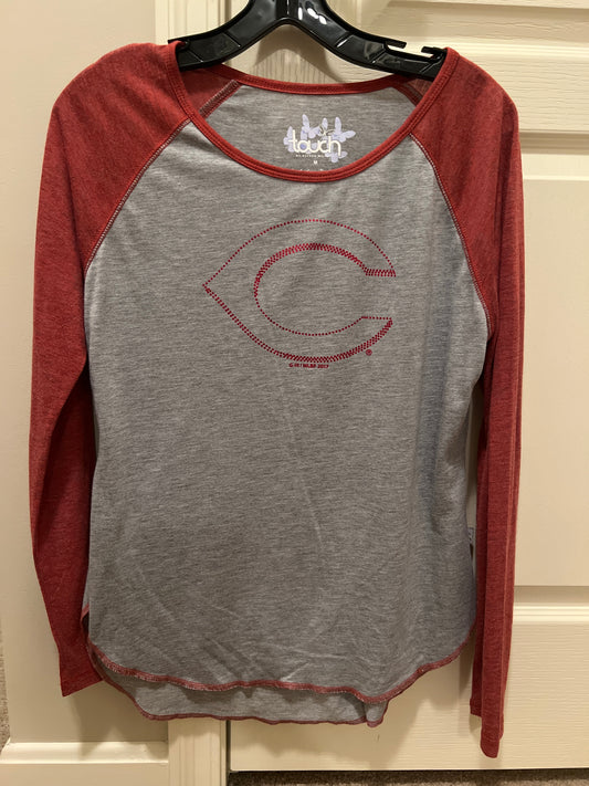 Women’s Cincinnati Reds long sleeve tshirt size M