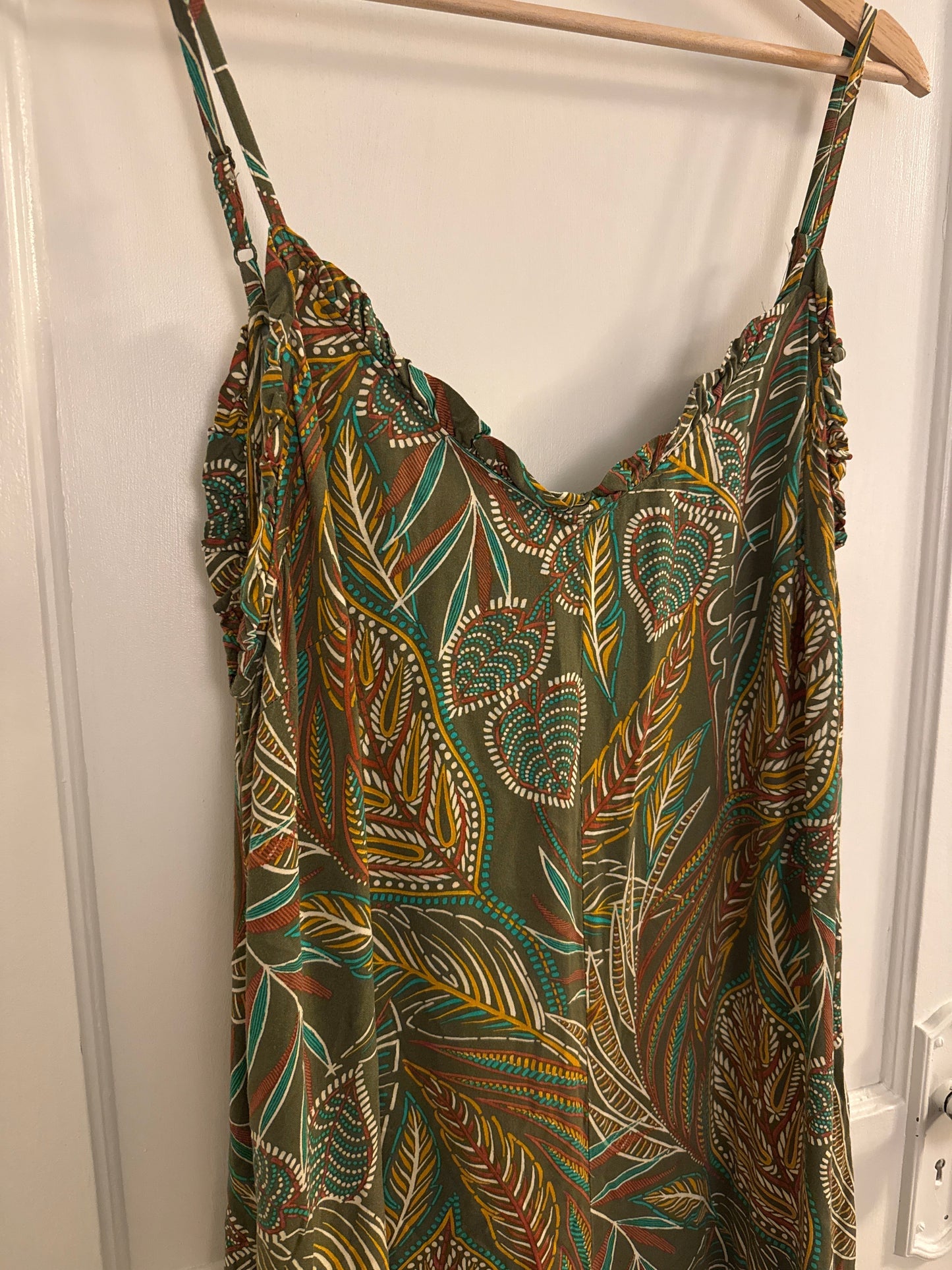 #152 - PRICE REDUCED EST. 1946 Tropical Print Jumpsuit – XL