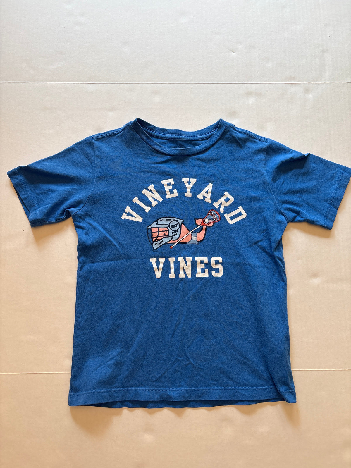 Seller 118 VGUC Boys Vineyard Vines Lacrosse cotton Tshirt. Size 6