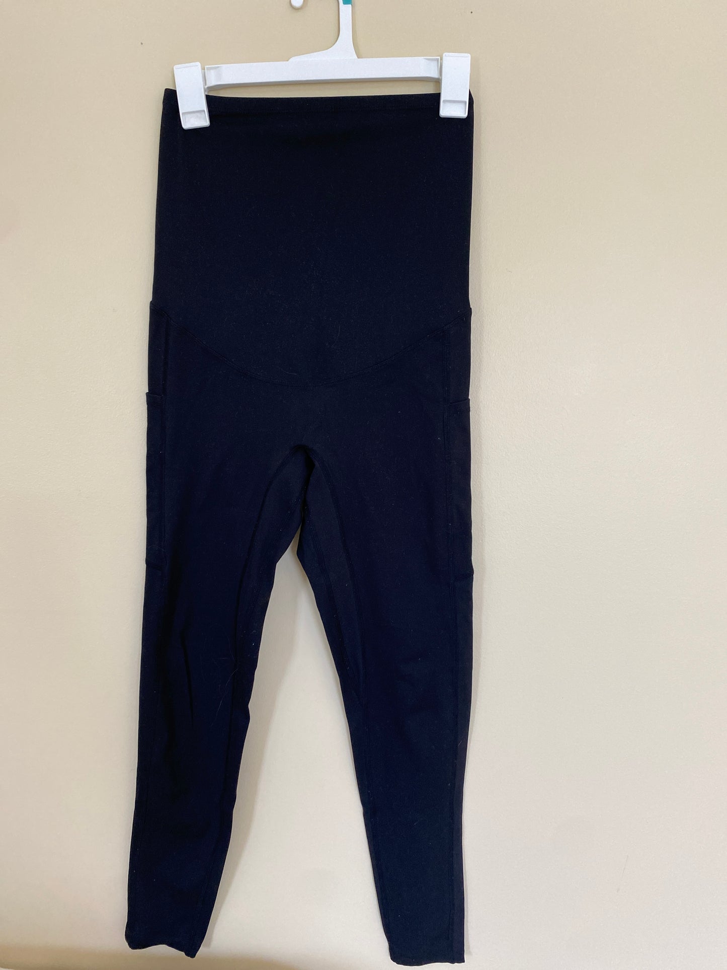 #14-Poshdiva maternity leggings (small)
