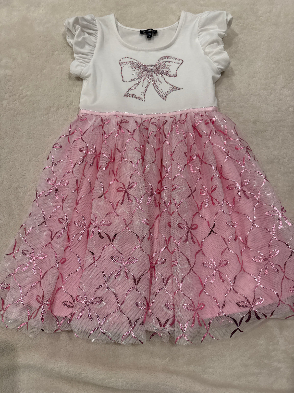 #81 Girls 6 Zuni’s bow dress