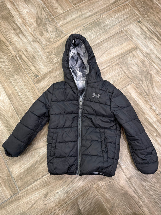 #198 Boy size 6 Under Armour Jacket reversible
