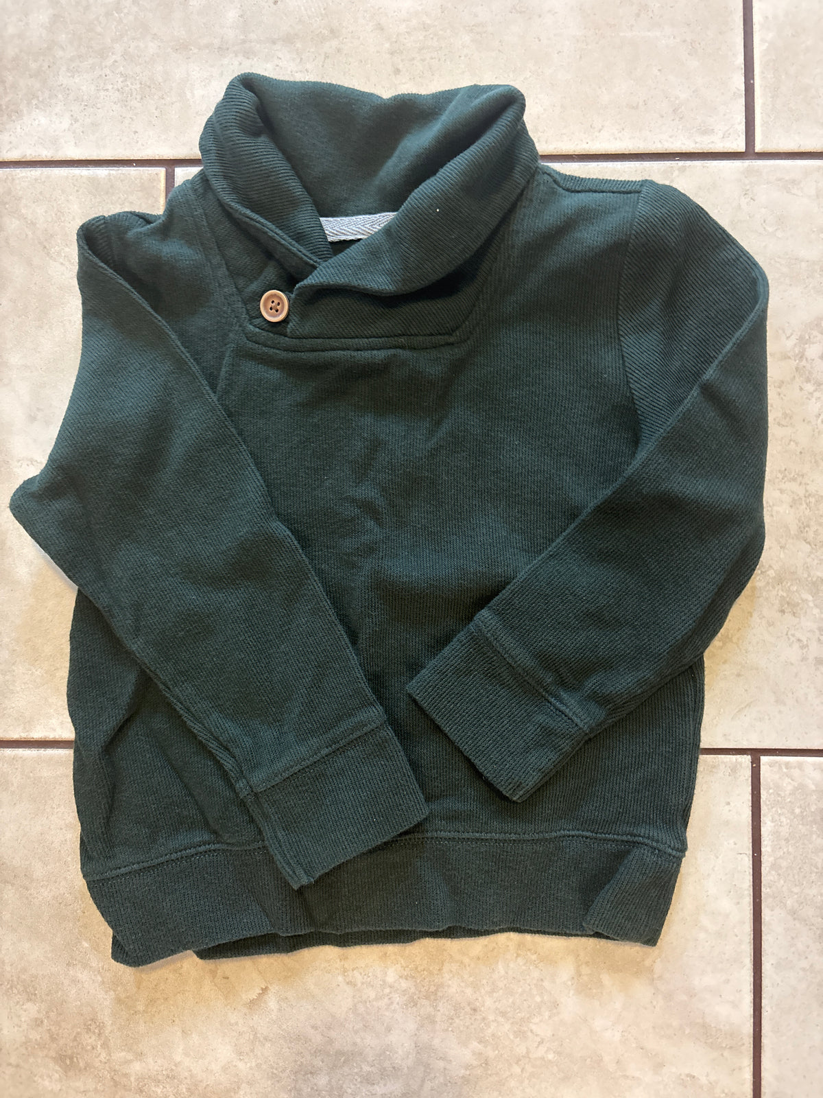 #166 boys Old Navy 4T shirt