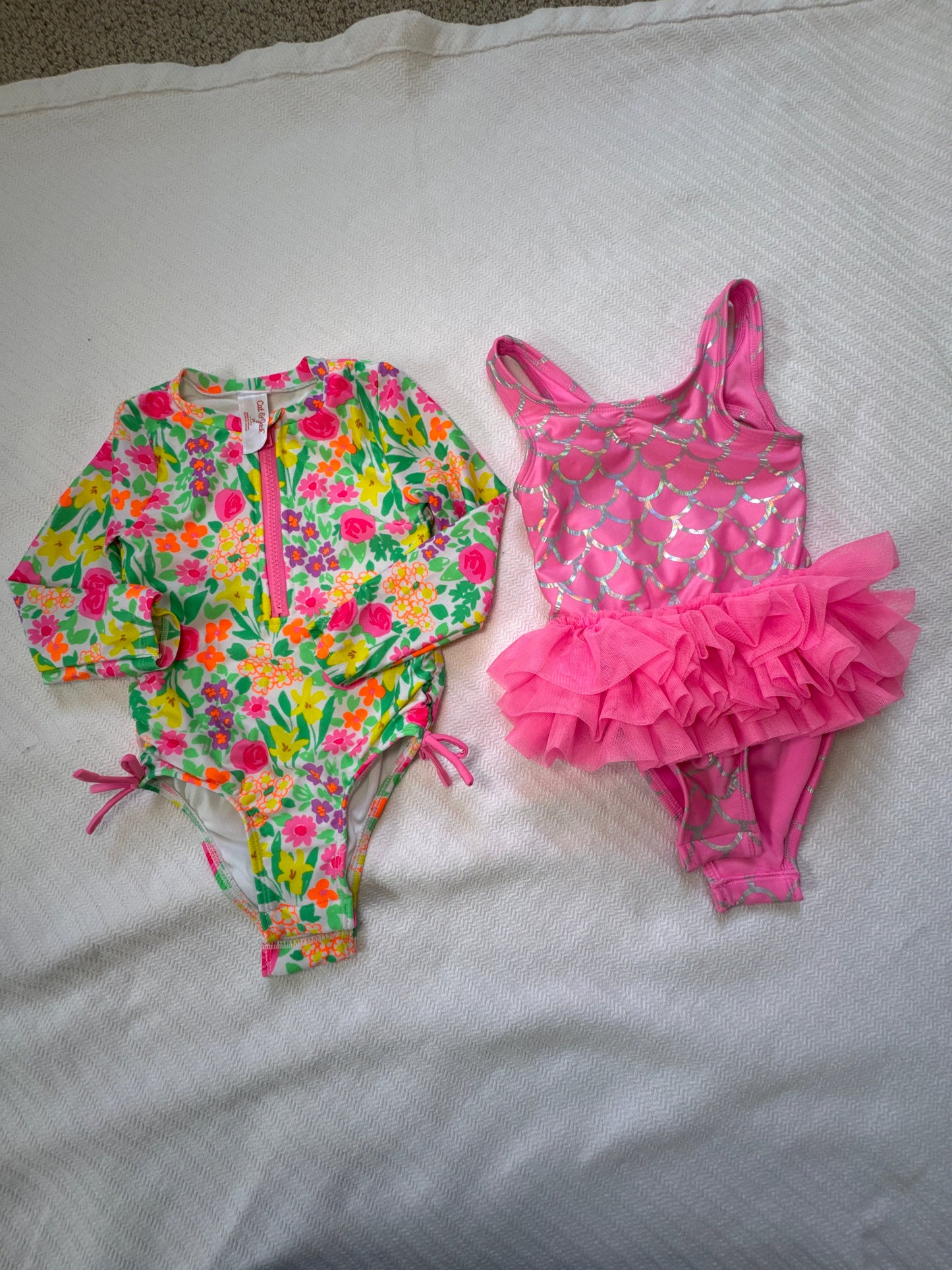 Seller #127 Girls 3T Cat & Jack swim bundle