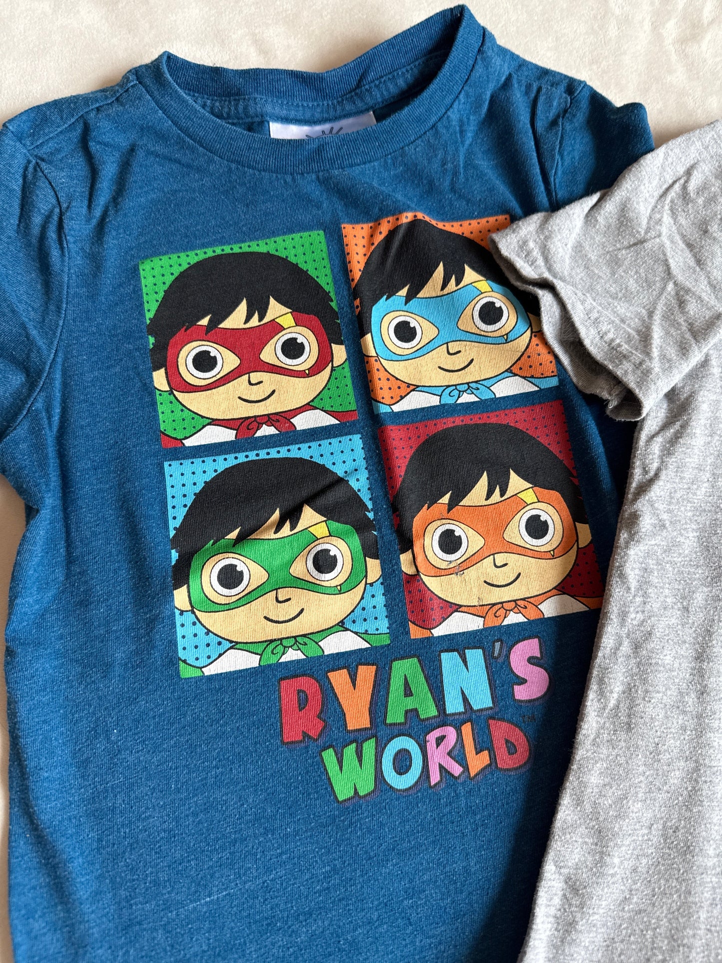 Seller #216, Boys Ryan’s World set of 2 tshirts, EUC size 5