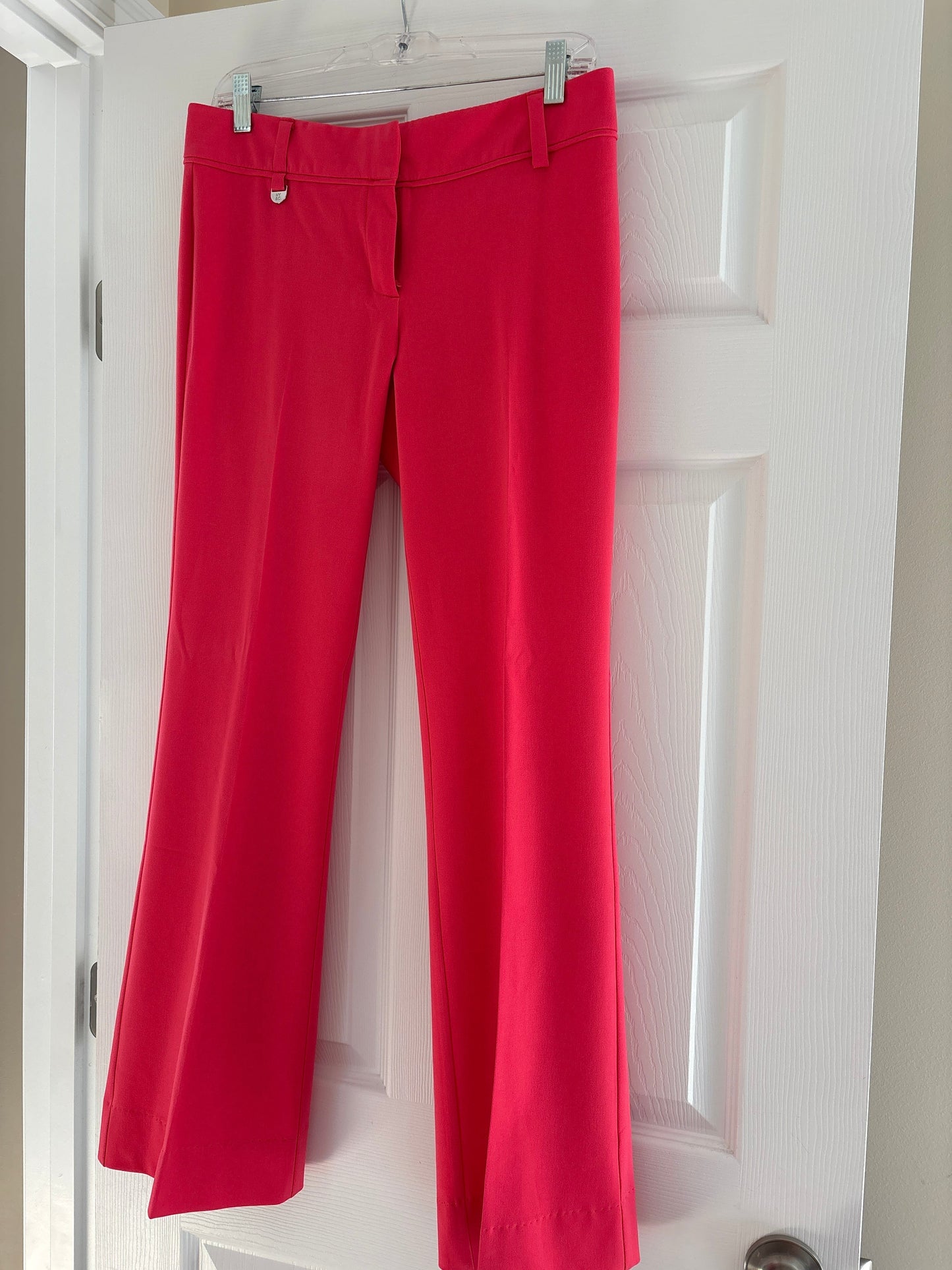 Seller #62 Women's New York and Company stretch pink pans sz 4 euc