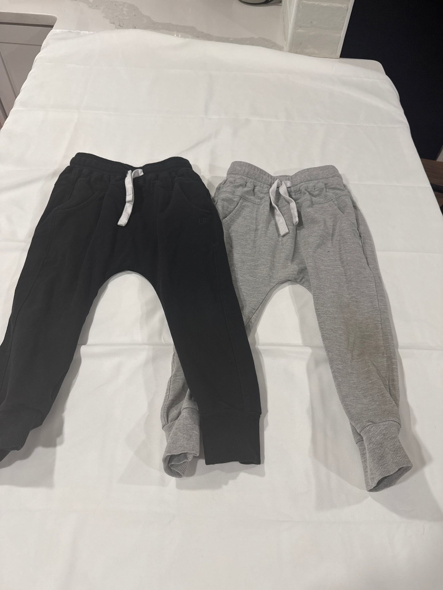Seller #16 lot of 2 Little Bipsy joggers size 4-5t