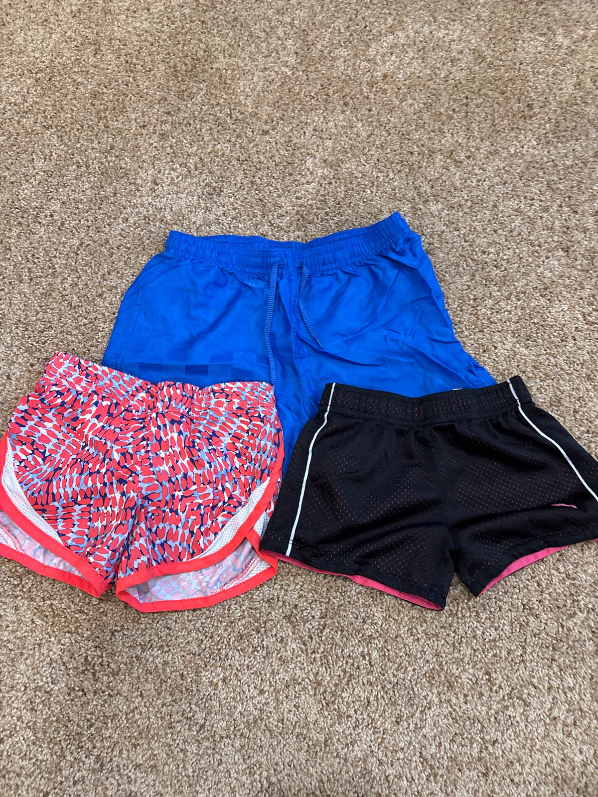 #47 girls 5T assorted athletic shorts