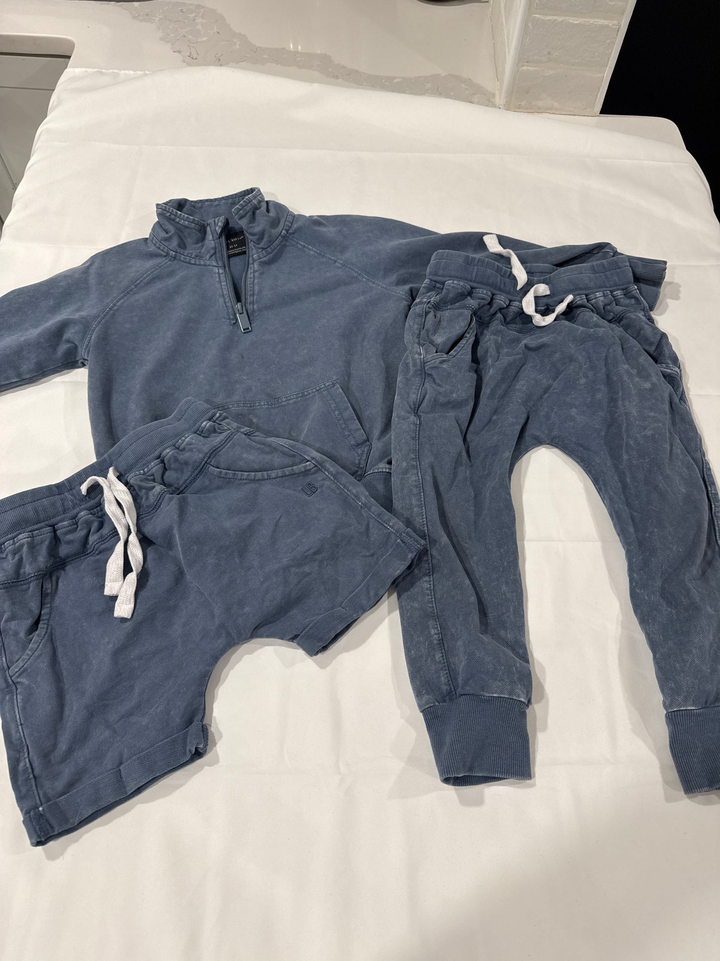 Seller 16- 4/5t little bipsy set- quarter zip, shorts, joggers