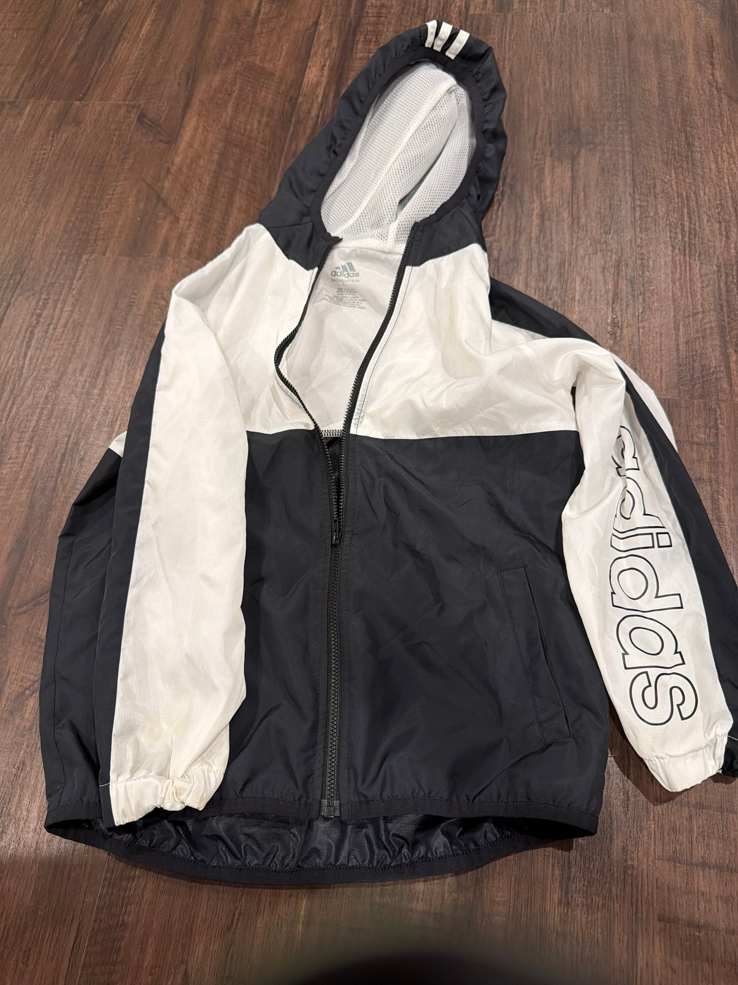 #107 boys Adidas size 7 light jacket