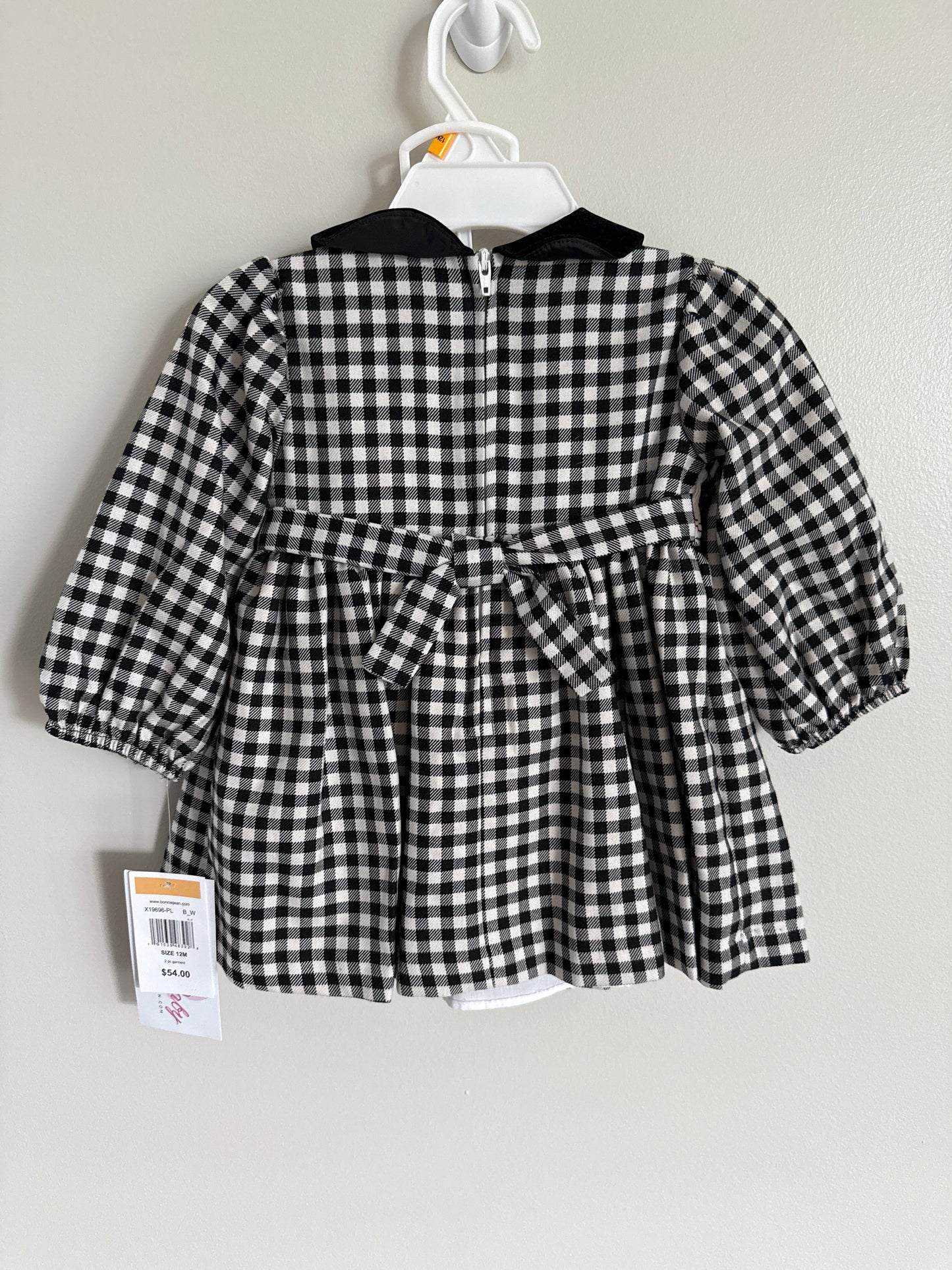 #173-NWT plaid embroidered dress size 12m