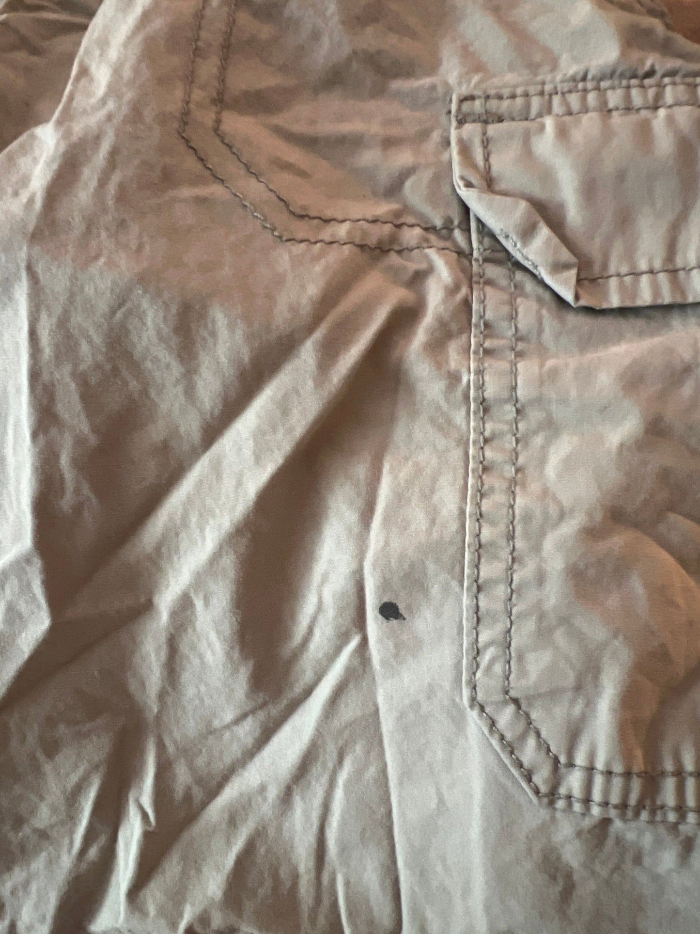 #100, Boys Khaki shorts size 10, see description